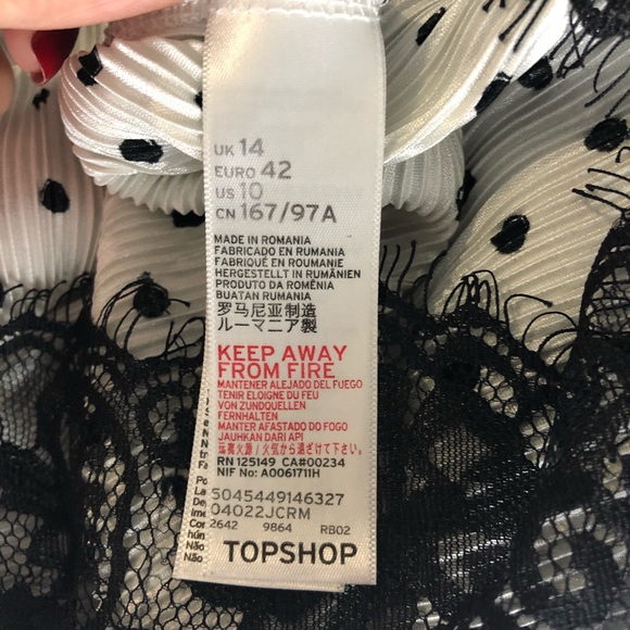 TOPSHOP polka dot pleated cami top lace hem - Picture 8 of 8